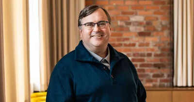 1748171015 reid hoffman.jpg