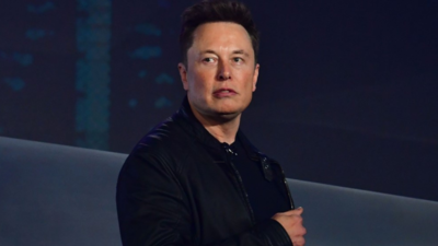 Barry diller who shared box with elon musk at the us open says if people saw him in box today they w.png