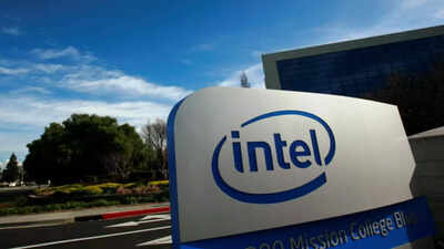 Intel secures 7 86 billion in chips act this is what it means for the 56 year old chipmaker.jpg