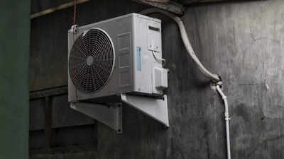 Is it safe to use ac discharge condensed water for inverter batteries.jpg