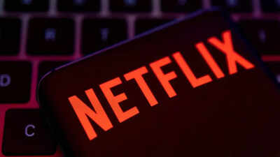 Netflix down thousands of netflix users face outages across us.jpg