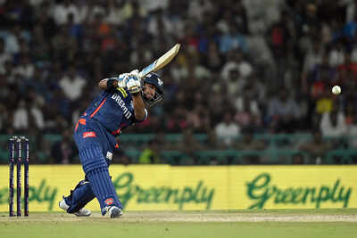 Nicholas pooran.jpg