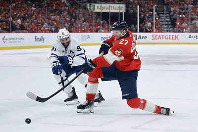 Panthers vs maple leafs.jpg