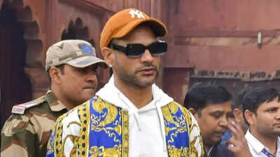Shikhar dhawan pti photo.jpg