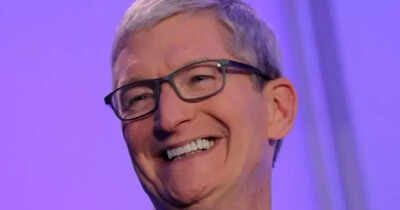 Tim cook ceo of apple.jpg