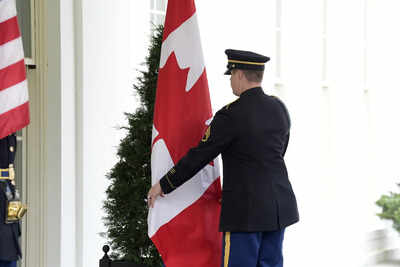 Trump canada.jpg