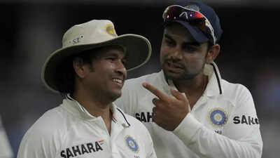 Virat sachin 1205 afp.jpg