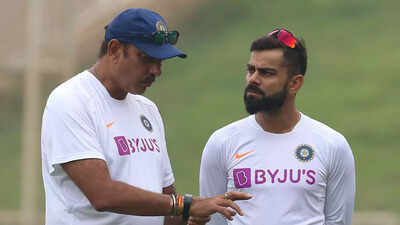 Virat shastri1205 bcci.jpg