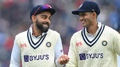 Virat shubman 1205 x.jpg