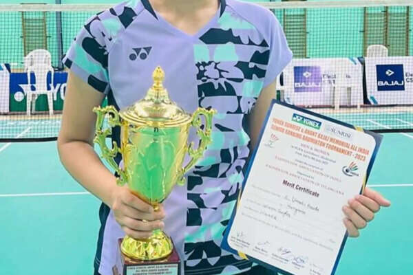 Unnati hooda scores 93 in cbse class 12 while excelling in badminton.jpg