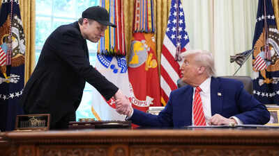 Elon musk donald trump.jpg