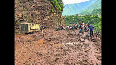 4 die in chamba landslides himachal monsoon toll at 312.jpg