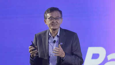 Intel ceo lip bu tan.jpg