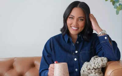 Ayesha curry is enjoying time in italy with friends family and a horse.jpg