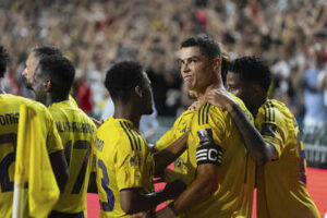 Cristiano ronaldo makes history with 100 goals for four clubs but al nassr loses saudi super cup.jpg
