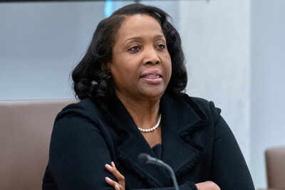 Fed governor lisa cook.jpg