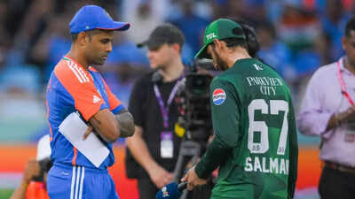 1758271019 suryakumar yadav.jpg