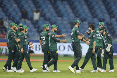 1758425073 emirates asia cup cricket.jpg