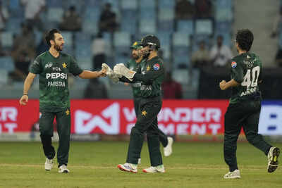 1758428599 emirates asia cup cricket.jpg