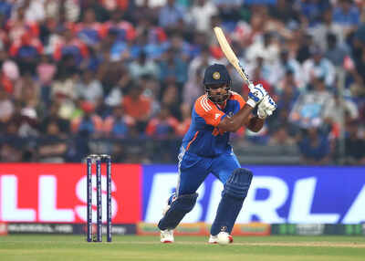 1758727694 india v oman asia cup.jpg