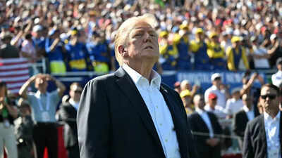 1759128754 donald trump.jpg