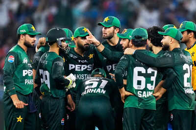 1759212100 pakistan team.jpg