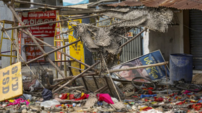 1759237992 karur stampede.jpg