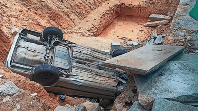 An open foundation pit without barricades on gandhi bazar main road here almost turned into a death.png