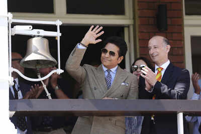 Britain cricket tendulkar.jpg