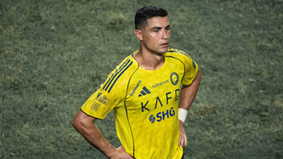 Cristiano ronaldo left disappointed.jpg