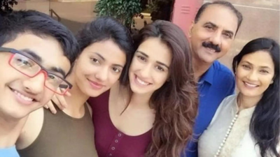 Disha patani with her family image credit instagram.jpg