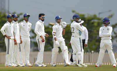 Duleep trophy central zone and west zone semi final.jpg