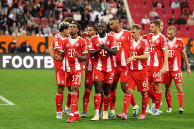 Fc augsburg v fc bayern mnchen bundesliga.jpg