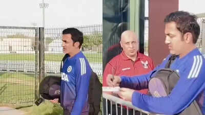 Gambhir kkr bag 0909 s.jpg