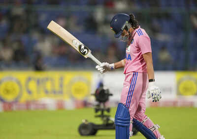 Ind w vs aus w 3rd odi.jpg