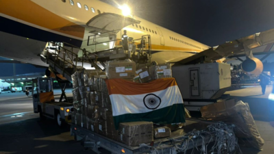 India sends 21 tonnes of aid to kabul eam shares photo.jpg