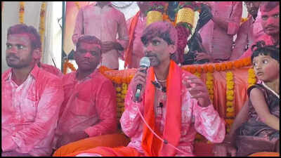 Jarange warns of blocking vegetable milk supply to mumbai if quota demands not met.jpg