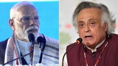 Pm modi jairam ramesh.jpg