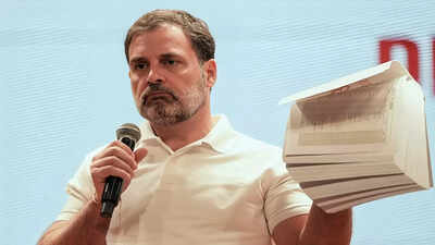 Rahul gandhi vote.jpg