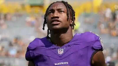 Ravens zay flowers announces split from ex girlfriend.jpg