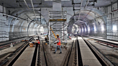 Ridership in phases i aarey bkc and ii bkc worli fell short of projections due to truncated routes a.png