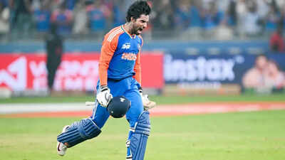 Tilak varma 3009 afp.jpg