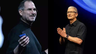 Tim cook steve jobs.jpg