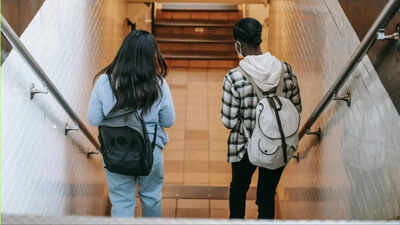 Ukrainian students adapt to learning in makeshift underground classrooms amid ongoing conflict.jpg