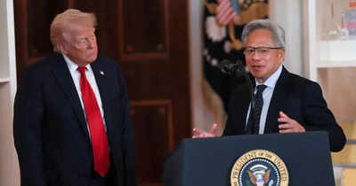 Us president donald trump and nvidia ceo jensen huang from left i credits xgentomsgates83.jpg