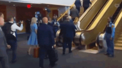 Who stopped donald trump amp melanias escalator abruptly.jpg