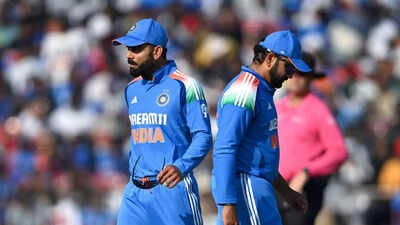 1759586980 virat kohli and rohit sharma.jpg