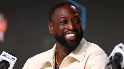 1759940337 dwyane wade.jpg