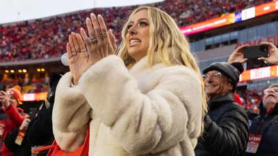 1760409327 brittany mahomes.jpg