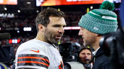 Aaron rodgers and joe flacco.jpg